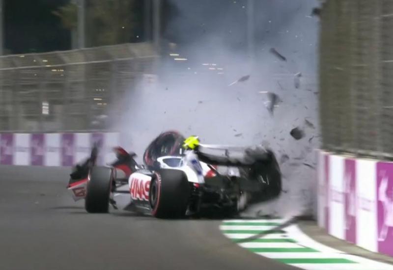 Perez prvi, teška nesreća Micka Schumachera 